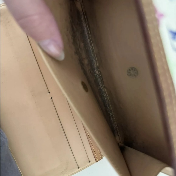 🎉🎉 HP💕 AUTHENTIC EUC LOUIS VUITTON MURAKAMI WALLET 🎉🎉 - Picture 11 of 13